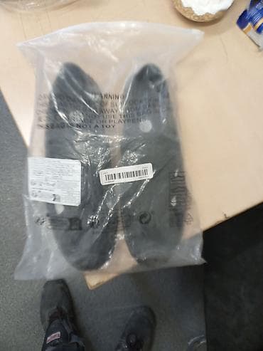 Ayaqqabılar: Qara dəri slip-on kişi ayaqqabısı - Kəsik havalandırma panelləri ilə — 2