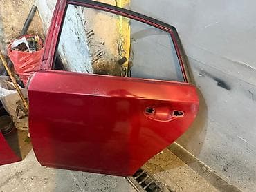 duymələr: Sol arxa, Toyota 30, 2012 il, Yaponiya, Ünvandan götürmə — 1