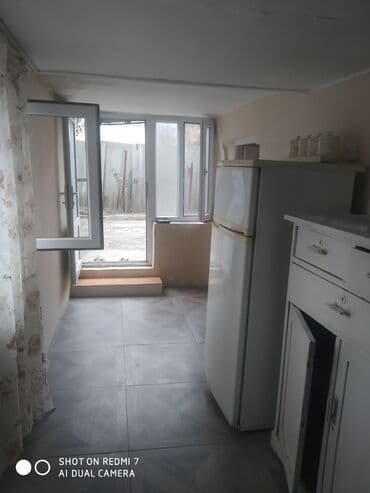 icarə evlər: Tələbə 4-5qiza kirayə verilir adamın biri90azn Qazaxda Səməd Vurğun — 2