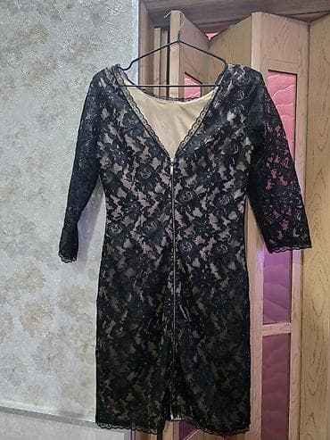 Sviterlər: Qara krujeva kokteyl donu - Model: dar siluetli, dizə yaxın uzunluq - — 2