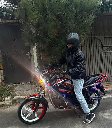 gence avtomobil ehtiyat hisseleri: Sport üslublu şəhər motosikleti - Rəng: qara-qırmızı kombinə, gövdədə — 6