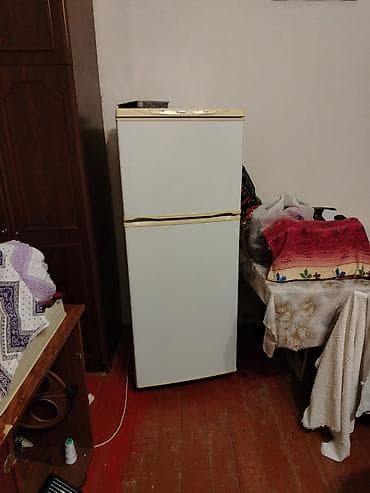 4 luk kabel: İki qapılı məişət soyuducusu - Üst hissədə dondurucu bölmə, çıxarıla — 3