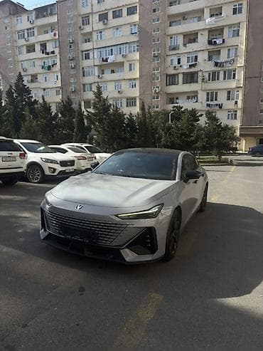 farsunka nədir: Changan Uni-V: 1.5 l | 2023 il 68000 km Sedan — 2