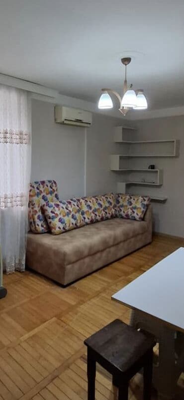 2 el divanlar: Künc divan, İşlənmiş, Çatdırılma yoxdur — 1