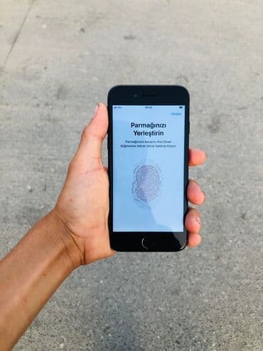 iphone ucun flash kart: IPhone 7, 128 GB, Qara, Barmaq izi — 3