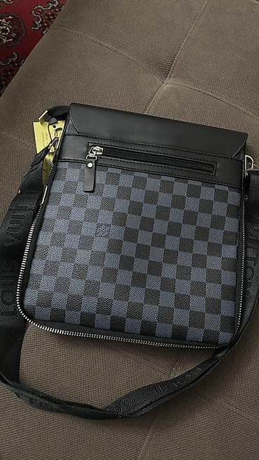 qizil alan: Çiyin çantası, Louis Vuitton, Yeni — 5
