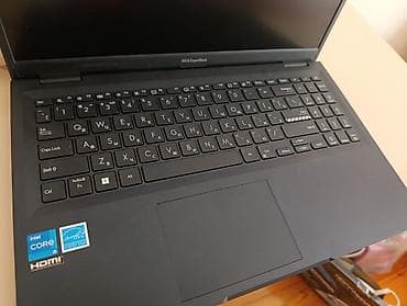 blu vidyo: ASUS ExpertBook B1502CV noutbuku - Rəng: Star Black - Ekran: 15.6" — 3