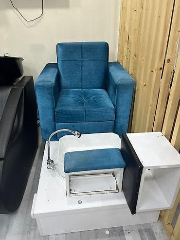 Salon, tibbi kreslolar: Endirim ❌❌ ✔️110 man(Sumqayıt) Təcili salondan çıxmalıdır ❌❌ Pedikür — 1