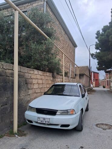 купить чехлы на авто: Daewoo Nexia: 1.5 l | Sedan — 1