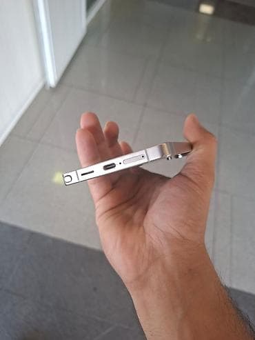 Samsung Galaxy S23 Ultra, rəng - Qara, Simsiz şarj — 6