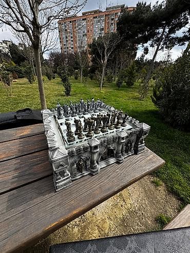 idman doseyi: Sahmat Hazir elde var. Boyuk olcudu. Balaca sahmat deyil. Super — 6