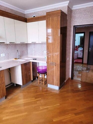 ucbucaq evlər: 2 otaqlı, Yeni tikili, 94 kv. m — 4