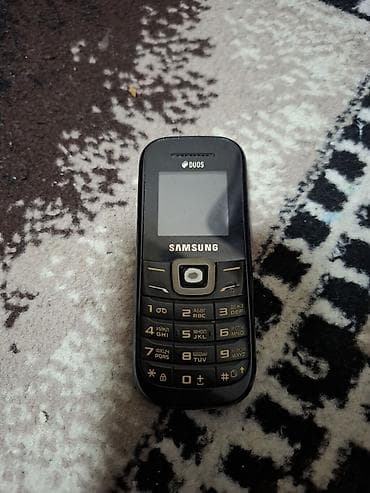 sony 1500 camera: Samsung D800, < 2 GB Memory Capacity, rəng - Qara, İki sim kartlı — 10