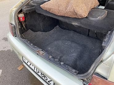 luaz satılır: LADA 2112 (hatchback) – 5 qapı, açıq yaşıl rəng. Texniki və xarici — 9