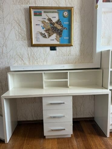 детская парта со стульчиком: Для девочки и мальчика, Односпальная кровать, Письменный стол — 2