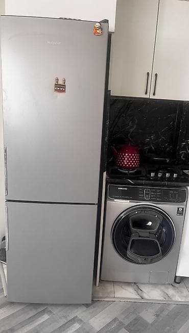 royal ariston: 2 qapılı Hotpoint Ariston Soyuducu Satılır, rəng - Gümüşü — 1