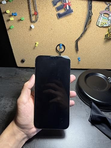 usb: IPhone 13 Pro Max, 128 GB, Matte Gold, Face ID — 2
