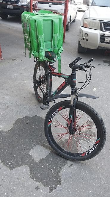 Şəhər velosipedləri: STRIM XT2600 dağ velosipedi + Bolt Food çatdırılma çantası. Çanta + — 1