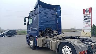 t82 traktor: Mercedes-Benz Axıor 1843 + Wielton damper yarımqoşqusı - Traktor — 9