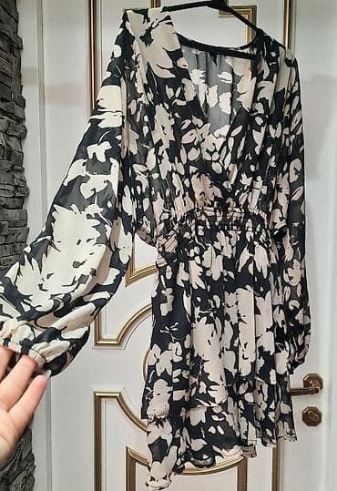 libas: Qadın paltarı – çiçək naxışlı şifon - Rəng: qara üzərində açıq — 3