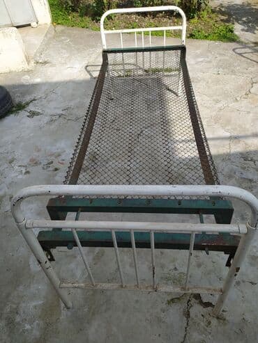 декоративная мебель: İşlənmiş, Təknəfərlik çarpayı, Bazasız, Matrassız, Siyirməsiz, Rusiya — 6