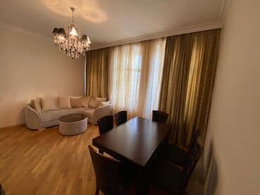 gəncə kiraye ev: Qız Qalasının yanında 3 mərtəbəli binanın 2-ci mərtəbəsində ümumi — 4