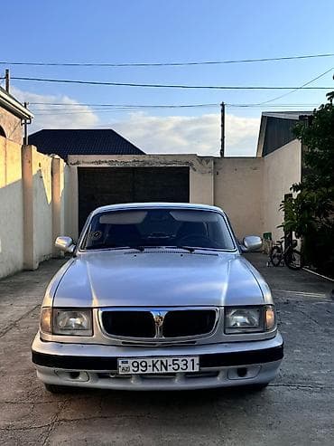 QAZ 3110 Volga: 2.4 l | 2003 il 305680 km Sedan