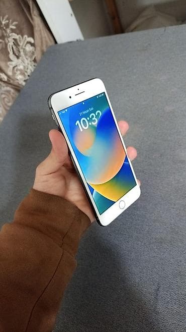 IPhone 8 Plus, 64 GB, Jet Black, Barmaq izi