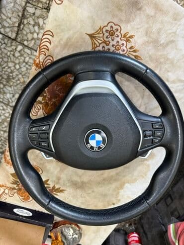 подарок девушке на день рождения: BMW avtomobilləri üçün qara rəngli çoxfunksiyalı sükan. Üzərində səs — 1