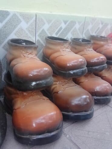 vadalaska türkçe ne demek: KERAMIK GÜL QABLAR və DEKOR hamisi maya qiyməə 12 manatdan 55 manata — 2