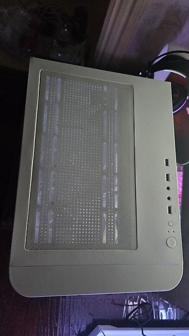 kontakt home iphone xs: Ağ rəngli Micro-ATX kompüter korpusu, mesh tipli ön panellə təchiz — 1