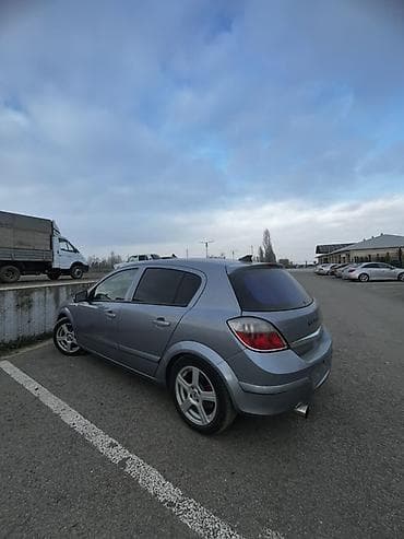 teker bazarı babek: Opel Astra: 1.4 l | 2006 il 239500 km Sedan — 9