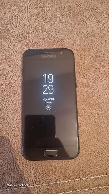 mini bar: Samsung Galaxy A3 2017, 16 GB, rəng - Qara, Barmaq izi — 10