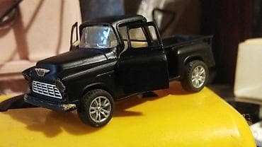 Qara rəngli metal miniatür pikap modeli - Klassik üslubda pikap