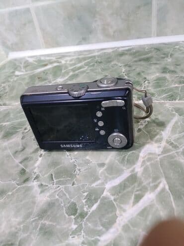 samsung 73: Rəqəmsal fotoaparat və aksesuar dəsti Dəstdə olanlar: - Samsung — 2