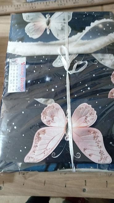 Məhsul: Çaplı yataq dəsti/parça - Naxış: kəpənək, çiçək, ürək və