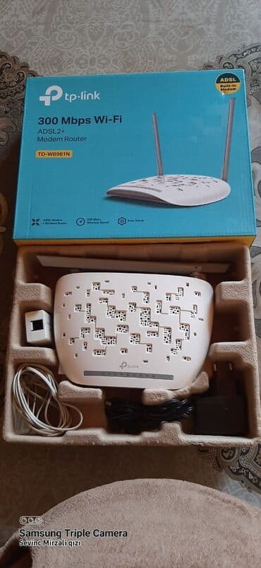 Modemlər satılır: İki antennalı 15 manata. Bir antennalı 10 manata