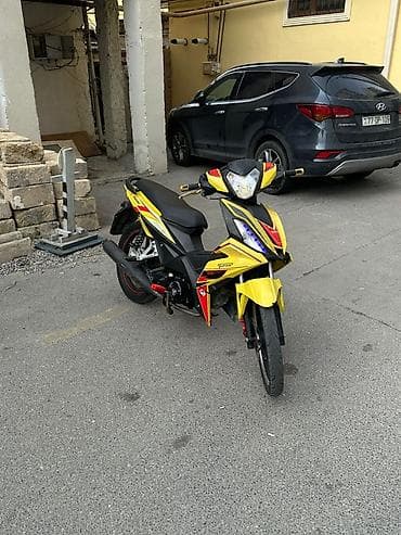Nəqliyyat: Sport üslublu skuter/moped – şəhər içi sürüşlər üçün çevik və — 1