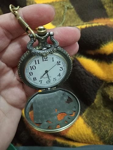 TƏCİLİ SATILIR Kişi üçün klassik cib saatı – BAKU temalı - Mexanizm