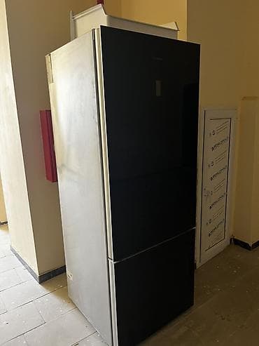 paltar yuyan masini: İşlənmiş 2 qapılı Bosch Soyuducu Satılır, rəng - Qara — 1