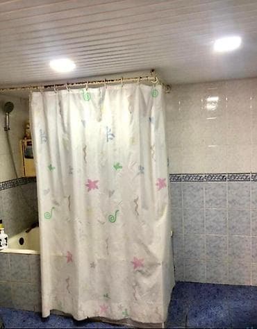 Kirayə verilən həyət evi – sanitar qovşağı və eyvanı ilə - Geniş