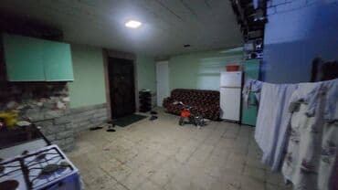 ist petrol tbilisi prospekti: 4 otaqlı, 100 kv. m, Orta təmir — 8