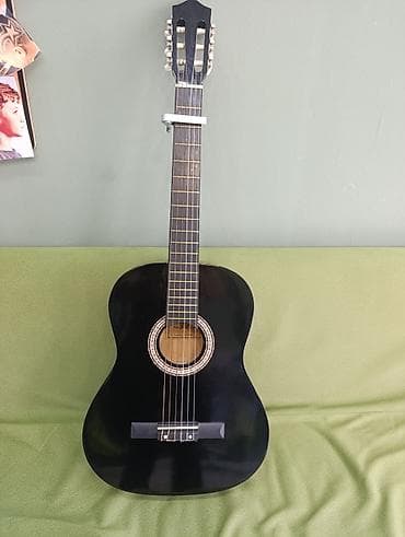 elektro gitarlar: Klassik akustik gitara – qara rəng - Korpus: tam ölçülü klassik — 1