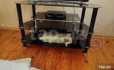 Künc Tv altlığı, Polkalı, Şüşəli