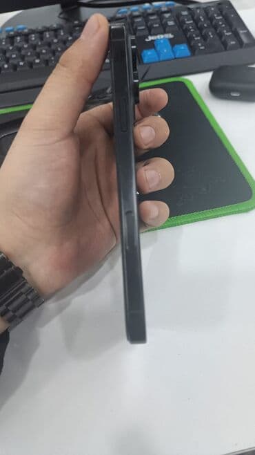 dell notebook adapter: IPhone 16 Pro Max, 512 GB, Black Titanium, Simsiz şarj — 4