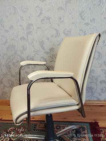 sumqayıt mebel: İşlənmiş, Təkərli, Qolları tənzimlənmir, Süni dəri — 6
