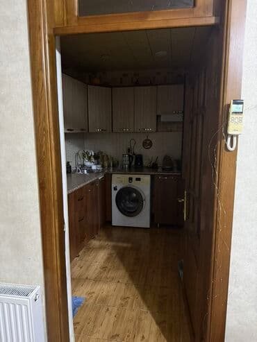 ehmedli neapol dairesi: Satılır: həyət evi - Plan: 2 otaq, mətbəx, geniş zal, sanitar qovşaq — 7