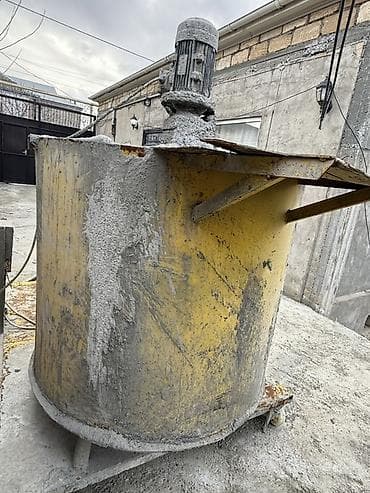 gips: Sənaye qarışdırıcı və nasos komplekti - Böyük həcmli, silindrik metal — 1