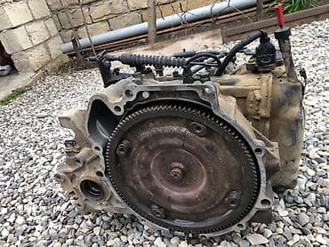 traktor motoru satilir: Hyundai Elantra, 2001 il, İşlənmiş — 2