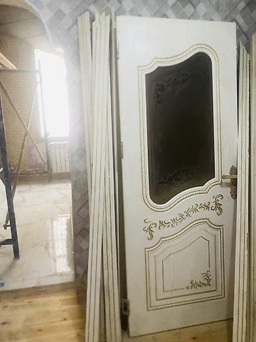 2 eded qapı biri 100 man 2 il qabaq birini 385 man almisam Rusiya